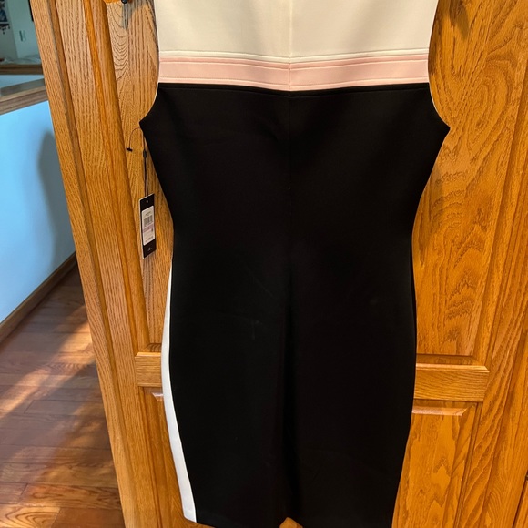 TOMMY HILFIGER woman’s size 6 - Picture 5 of 8